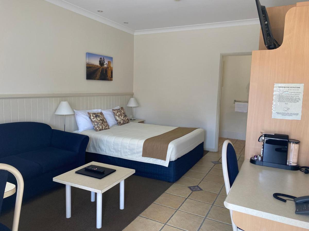 Dalby Mid Town Motor Inn Esterno foto