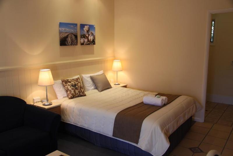 Dalby Mid Town Motor Inn Esterno foto