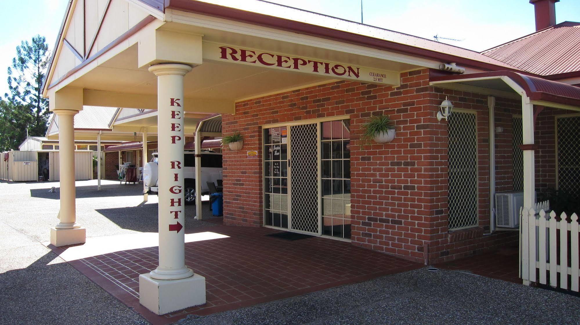 Dalby Mid Town Motor Inn Esterno foto